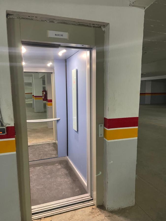 Appart A Cote De La Gare Du Train Маракеш Екстериор снимка